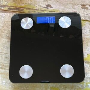 Black Digital BLUETOOTH Bathroom Scale